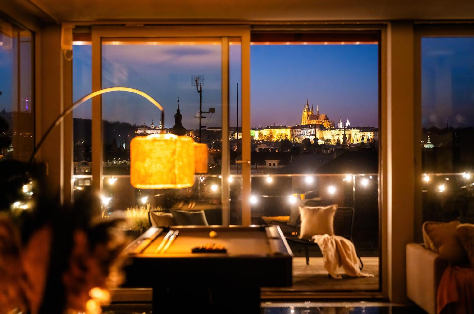 Billionaires Boutique Residence & Premium Suites, Old Town ปราก ภายนอก รูปภาพ